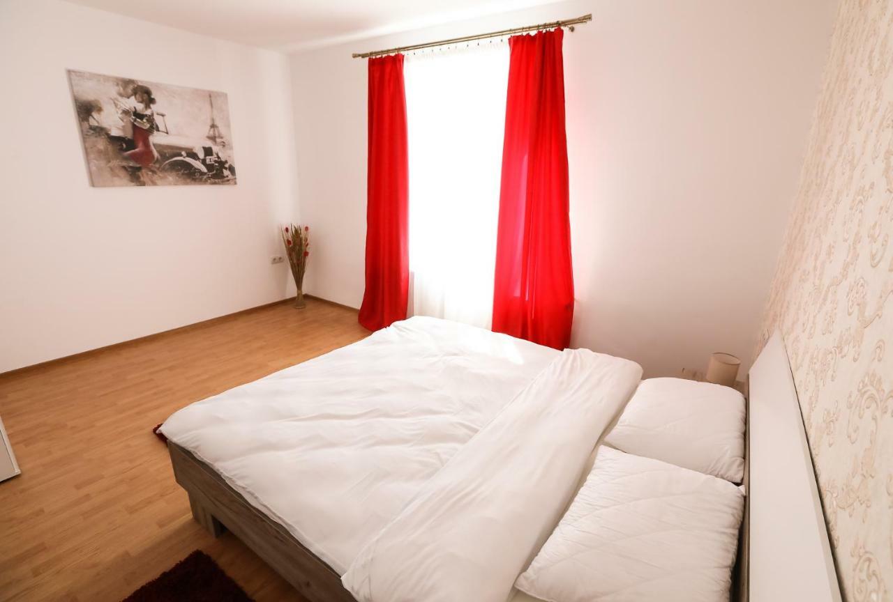 Serenity House Apartments ซีบิว ภายนอก รูปภาพ