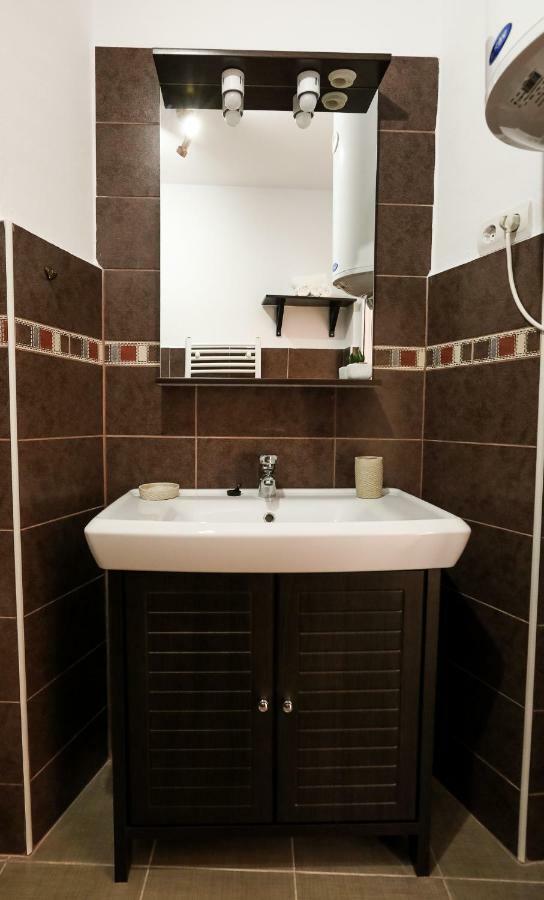 Serenity House Apartments ซีบิว ภายนอก รูปภาพ