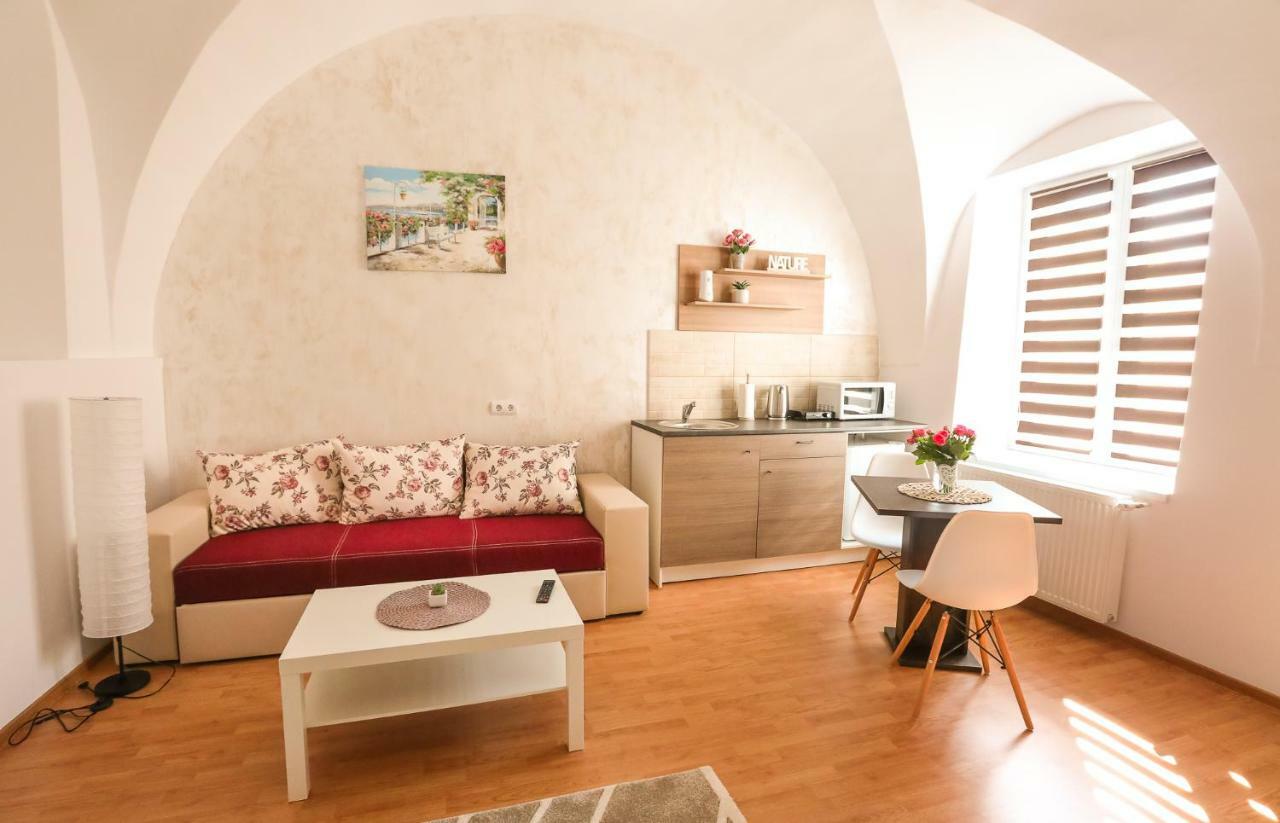 Serenity House Apartments ซีบิว ภายนอก รูปภาพ
